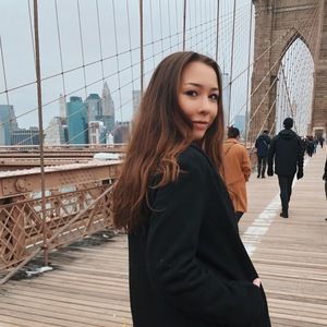 Meet your Posher, Olivia